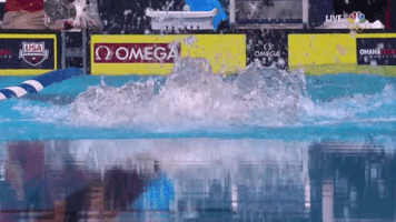 michael-phelps-olympic-swimmer-butterfly michael-phelps-olympic-swimmer-butterfly